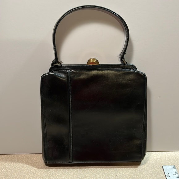 Lady Priscilla vintage clasp leather handbag - Picture 1 of 7